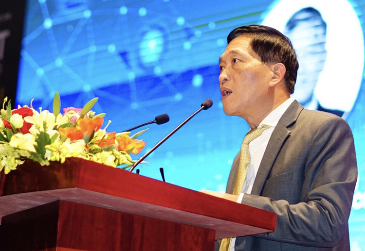  Thứ trưởng Trần Văn Tùng cho rằng, gợi ý của các diễn giả sẽ giúp doanh nghiệp khởi nghiệp thành công trong bối cảnh chuyển đổi số.